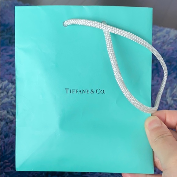 Tiffany paper bag and 3 ribbons - Picture 2 of 2